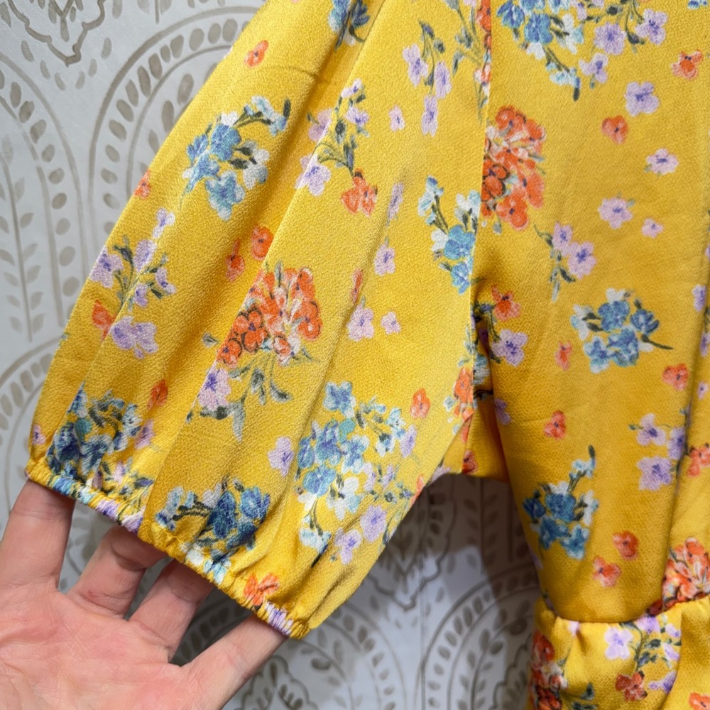 Velvet Torch Mini Dress Women XL Yellow Floral Ruffle Puff Sleeve Keyhole Back - Picture 3 of 9